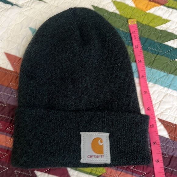 Green knit cuffed Carhartt Beanie. O/S - Picture 8 of 8